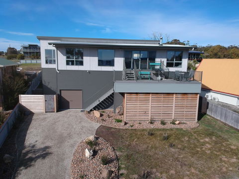 GRANITE BEACH HOUSE @ Bay Of Fires - Holiday Sunshine Coast 1