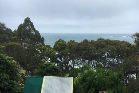 HIDDEN HAVEN Binalong Bay - Sunshine Coast Tourism 11