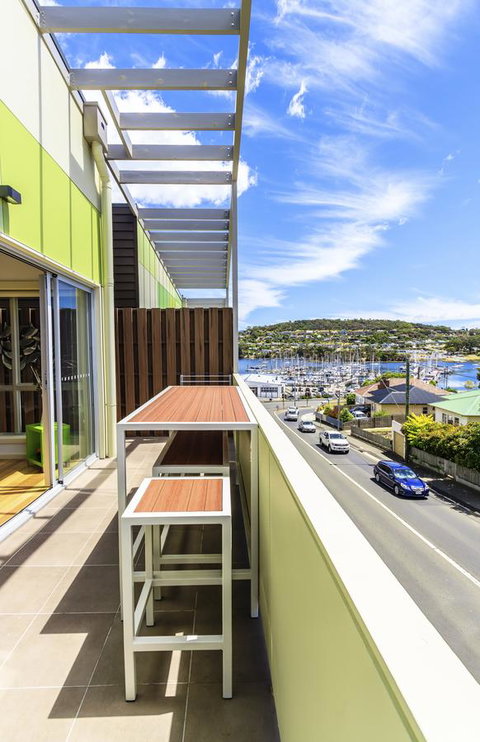Bellerive Marina View Apartments No 28 - Sunshine Coast Tourism 19