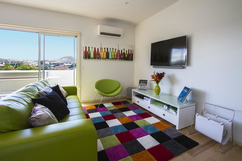 Bellerive Marina View Apartments No 28 - Sunshine Coast Tourism 0