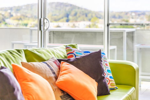 Bellerive Marina View Apartments No 28 - Sunshine Coast Tourism 4