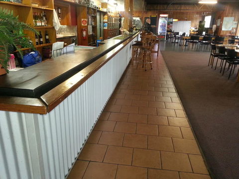Tullah Tavern - Sunshine Coast Tourism 18