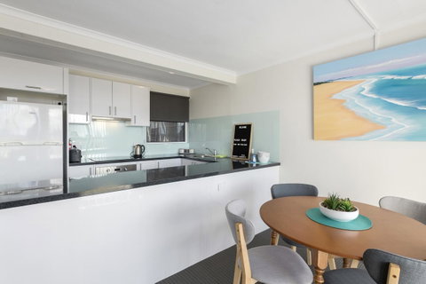 Aruba Apartments - Sunshine Coast Tourism 8
