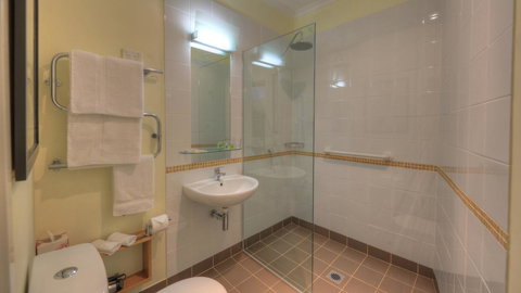 Ashdowns Of Dover - Sunshine Coast Tourism 16