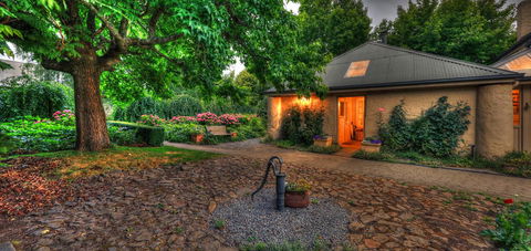 Old WesleyDale Heritage Accommodation - Holiday Sunshine Coast 6