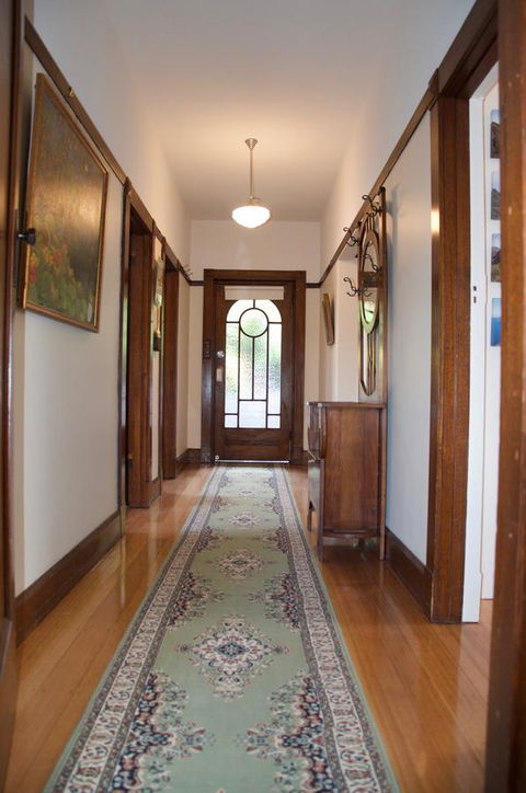 Gorgeous Hobart Accommodation - Park On Park - New Town - Sunshine Coast Tourism 7