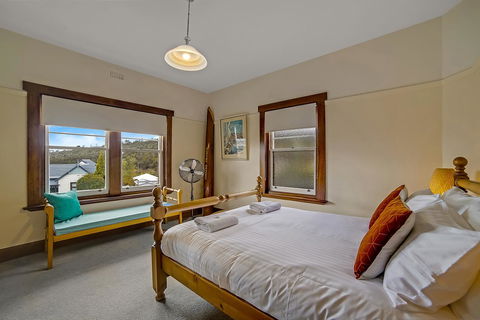 Gorgeous Hobart Accommodation - Park On Park - New Town - Sunshine Coast Tourism 26