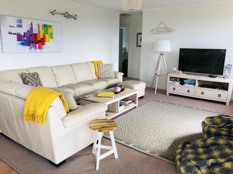 BAY OF FIRES SEACHANGE Ocean Frontage - Sunshine Coast Tourism 13