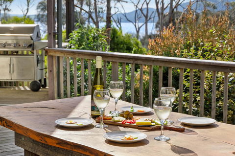 Mandala Bruny Island - Sunshine Coast Tourism 21