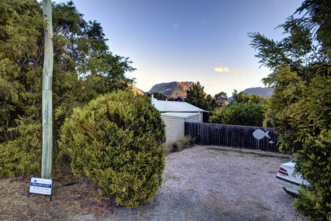 Fish @ Freycinet - Holiday Sunshine Coast 3