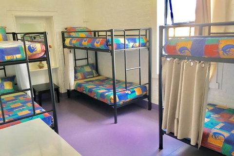 Hobart's Accommodation & Hostel - Sunshine Coast Tourism 33