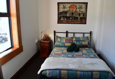 Hobart's Accommodation & Hostel - Sunshine Coast Tourism 29