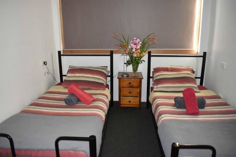 Hobart's Accommodation & Hostel - Sunshine Coast Tourism 17