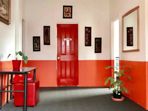 Hobart's Accommodation & Hostel - Sunshine Coast Tourism 2