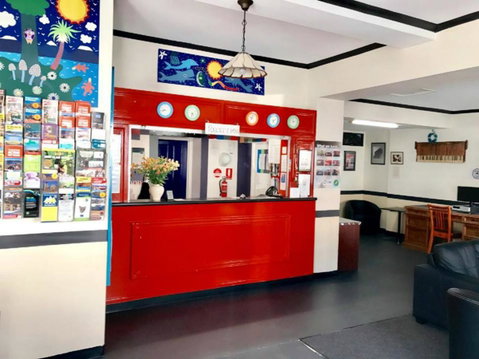 Hobart's Accommodation & Hostel - Sunshine Coast Tourism 20
