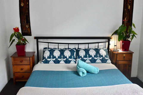 Hobart's Accommodation & Hostel - Sunshine Coast Tourism 8