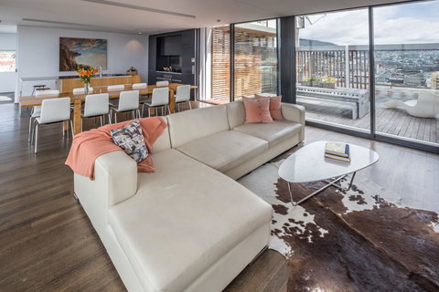 Avalon City Retreat - Holiday Sunshine Coast 2