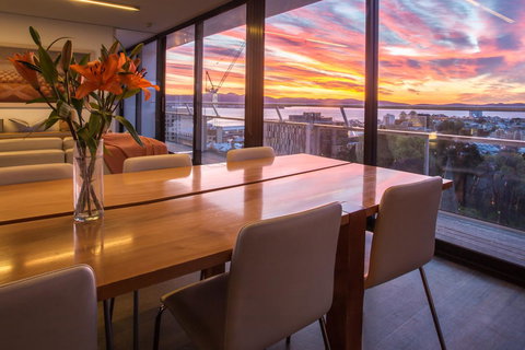 Avalon City Retreat - Holiday Sunshine Coast 8