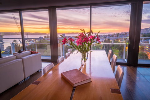 Avalon City Retreat - Holiday Sunshine Coast 21