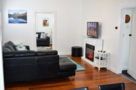 Lyttleton Cottage - Sunshine Coast Tourism 9