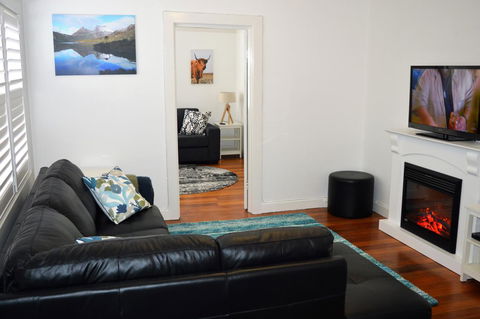 Lyttleton Cottage - Sunshine Coast Tourism 14