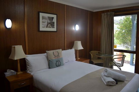 Point Lonsdale Guest House - Sunshine Coast Tourism 7