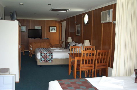 Point Lonsdale Guest House - Sunshine Coast Tourism 2