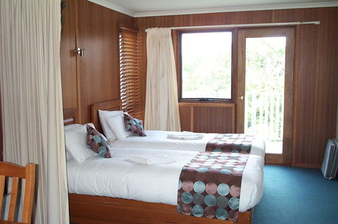 Point Lonsdale Guest House - Sunshine Coast Tourism 1