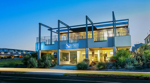 The Apollo - Sunshine Coast Tourism 28