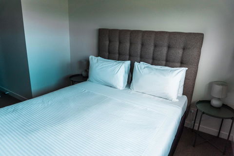 The Apollo - Sunshine Coast Tourism 5