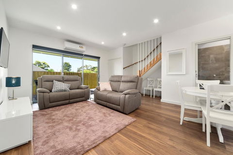 Rosewater Townhouses Dromana - Sunshine Coast Tourism 14