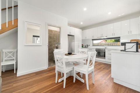 Rosewater Townhouses Dromana - Sunshine Coast Tourism 16