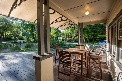 Avalon House - Holiday Sunshine Coast 14