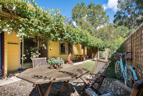 Avalon House - Holiday Sunshine Coast 6
