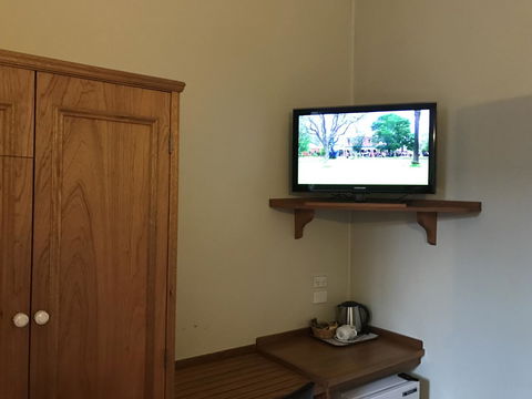 Campbell St Lodge - Sunshine Coast Tourism 31