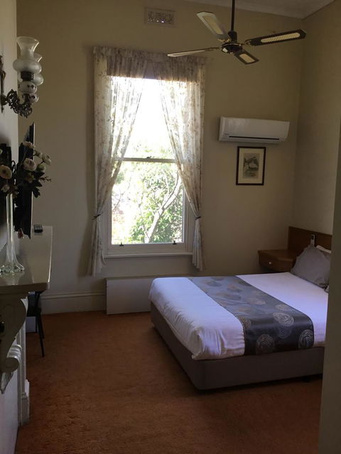 Campbell St Lodge - Sunshine Coast Tourism 15