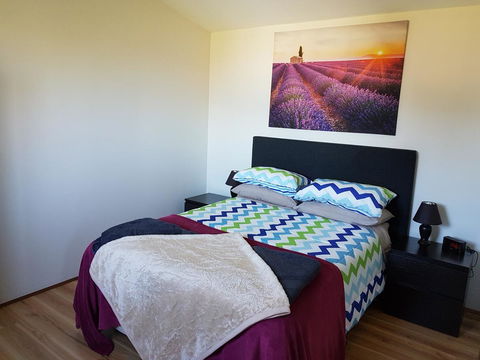 Romsey Homestay - Holiday Sunshine Coast 10