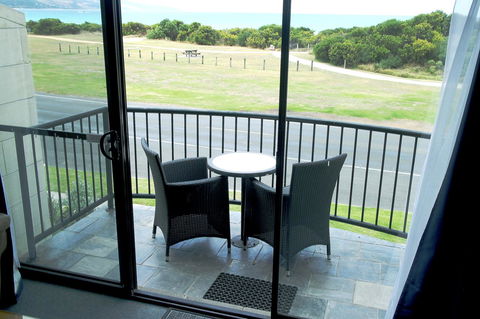 Apollo Bay Waterfront Motor Inn - Holiday Sunshine Coast 28