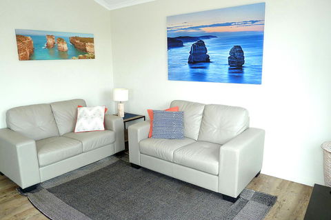 Apollo Bay Waterfront Motor Inn - Holiday Sunshine Coast 3