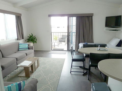 Apollo Bay Waterfront Motor Inn - Holiday Sunshine Coast 14