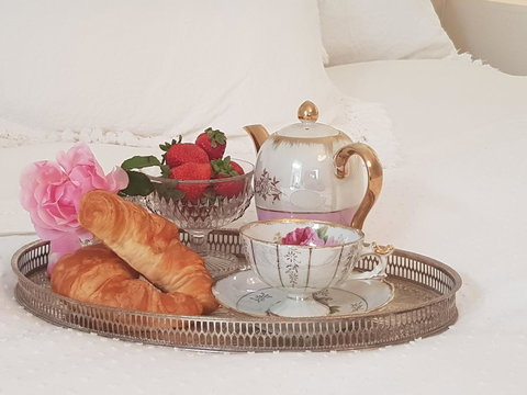 The Cottage - Holiday Sunshine Coast 28