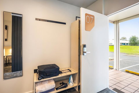 Nightcap At Keysborough Hotel - Holiday Sunshine Coast 16