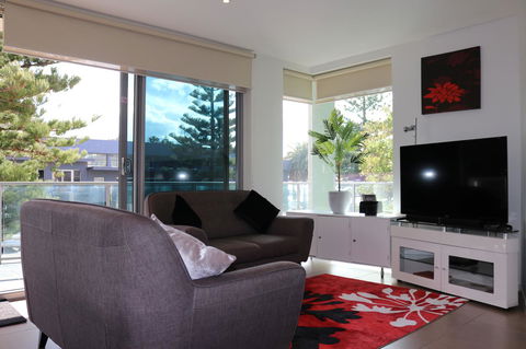 130 At The Waves - Sunshine Coast Tourism 4