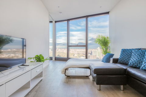 New Eureka 108 Hotel Apartments - Sunshine Coast Tourism 8