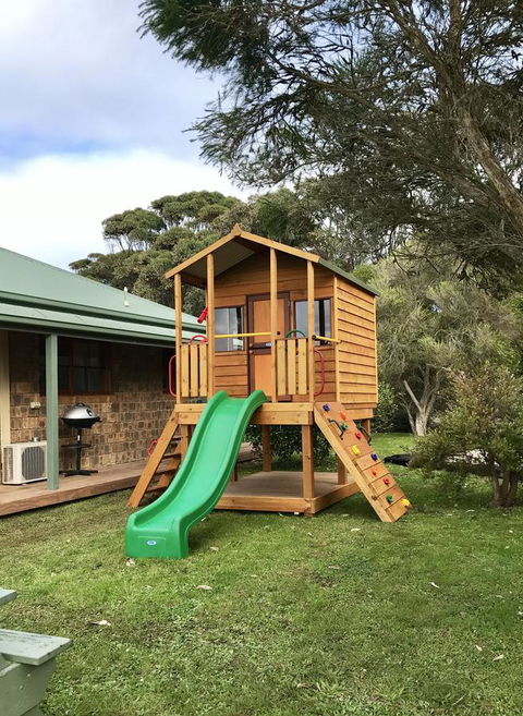 Apollo Bay Cottages - Holiday Sunshine Coast 5
