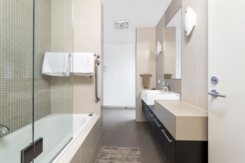 Apollo Bay Cottages - Holiday Sunshine Coast 7