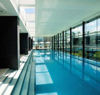Crown Promenade Melbourne - Holiday Sunshine Coast