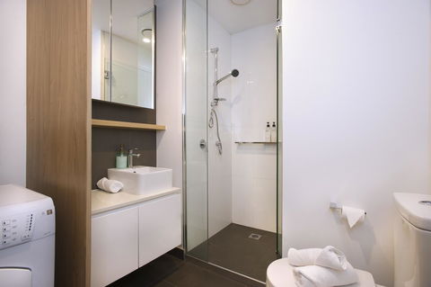 Mono Apartments On La Trobe Street - Sunshine Coast Tourism 10