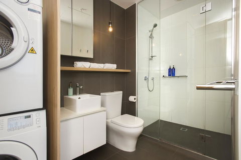 Mono Apartments On La Trobe Street - Sunshine Coast Tourism 15