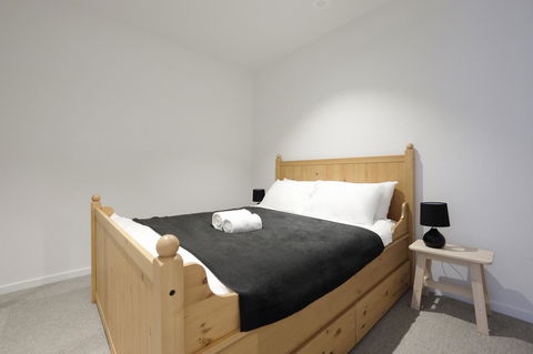 Mono Apartments On La Trobe Street - Sunshine Coast Tourism 23